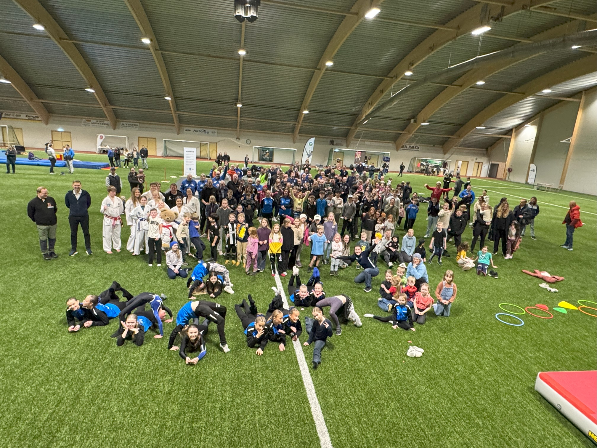 Hustadvika idrettsråd